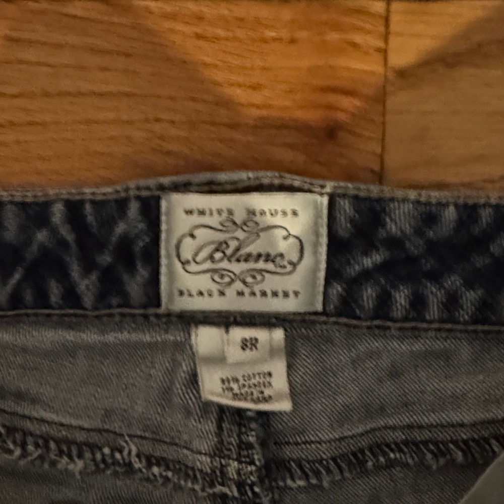White House Black Market‎ Dark Blue Flare Jeans size 8R - Picture 2 of 6